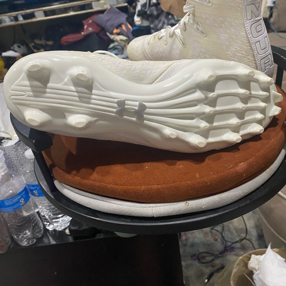 EUC Under Armour Football Cleats Men's Size 10 Highlight White Hightop - Picture 9 of 11